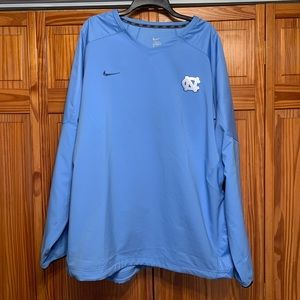 Nike North Carolina UNC Tarheels Pullover